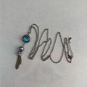 Elegant Silver and Blue Pendant Necklace